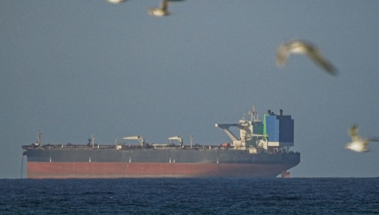 ABD ablukasını tanımadı! Çin gemisi Hürmüz Boğazı’ndan geçti