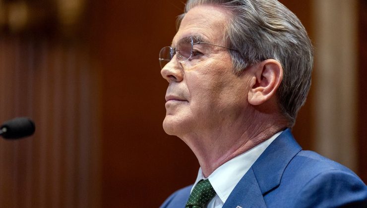 ABD, Rusya ve İran petrolüne yönelik yaptırım muafiyetlerini 30 günlüğüne uzattı