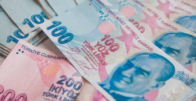 Akaryakıt indiriminin sevinci kısa sürdü! Yeni zam geliyor