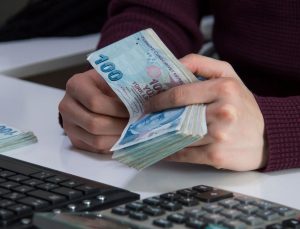 Akaryakıta indirim geliyor