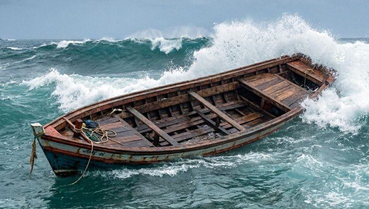 Andaman Denizi’nde Arakanlı Müslümanları taşıyan tekne alabora oldu: 250 kayıp