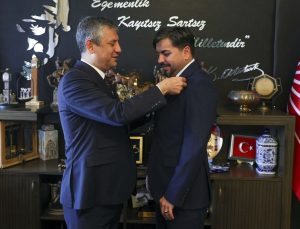 Arif Kocabıyık, İYİ Parti’den CHP’ye geçti