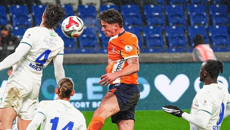 Bertuğ Yıldırım, Vincenzo Montellanın aklını çeldi Her 67 dakikada bir gol atıyor: İşte yeni 9 numara