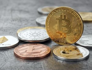 Bitcoin küresel risk iştahıyla 74 bin doların üzerine çıktı