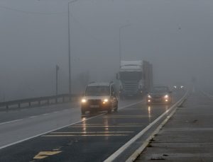 Bolu Dağı’nda sis ulaşımı olumsuz etkiledi