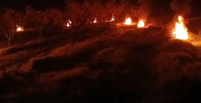 Bolu’da çiftçiler zirai don mesaisi yaptı