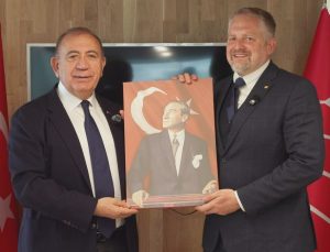 CHP’li Gürsel Tekin dünyada tanınmayan ülkenin cumhurbaşkanını ağırladı
