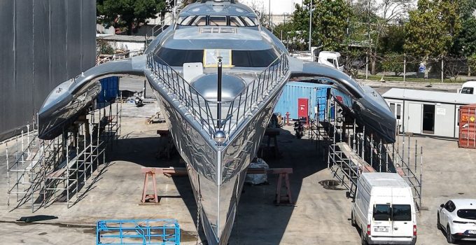 Dünyada 2 tane var! Turizm şehrimize demirledi, gören küçük dilini yuttu