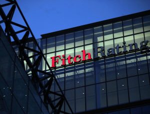 Fitch, Türkiye’nin "pozitif" kredi görünümünü değiştirdi