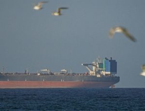 İran, biri İsrail ile bağlantılı iki gemiyi ele geçirdi