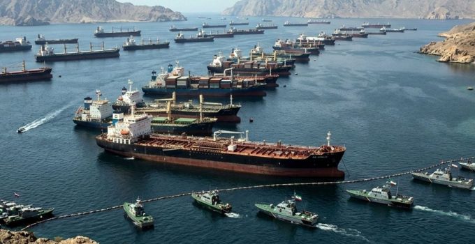 İran’dan Trump’ın Hürmüz Boğazı tehdidine yanıt