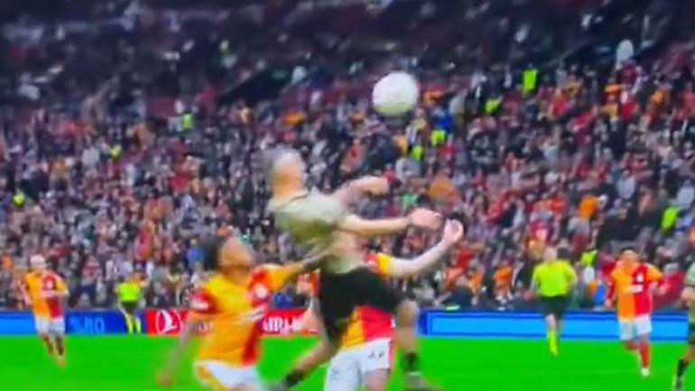 Kocaelisporun yıldızı Serdar Dursundan FANATİKe özel açıklama Pozisyon penaltıydı