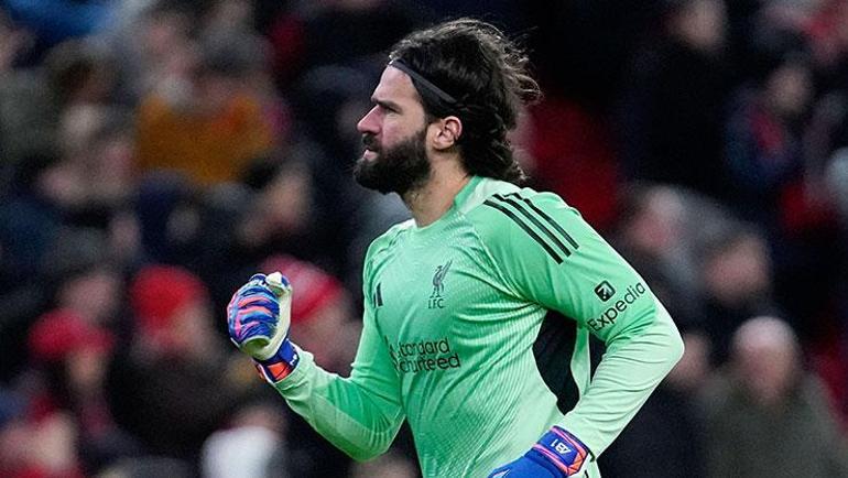 Liverpoolda bir dönem daha sona eriyor Yıldız oyuncu İtalya yolcusu