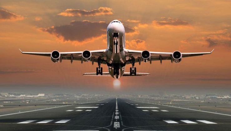 Lufthansa yakıt fiyatlarındaki artış nedeniyle ekim ayına kadar 20 bin uçuşu iptal etti