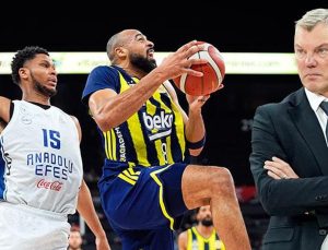 (ÖZET) Fenerbahçe derbide Anadolu Efes’i farklı devirdi! Ligde üst üste 2. galibiyetini aldı | Anadolu Efes – Fenerbahçe maç sonucu: 73-89