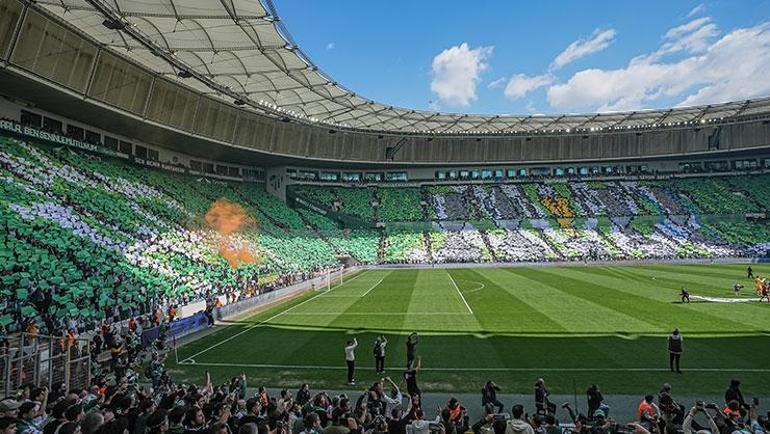 Şampiyon Bursaspor Yeşil-beyazlılar 5 yıl sonra geri döndü, karnaval gibi maç | Bursaspor - Somaspor maç sonucu: 5-1 (Maç özeti)