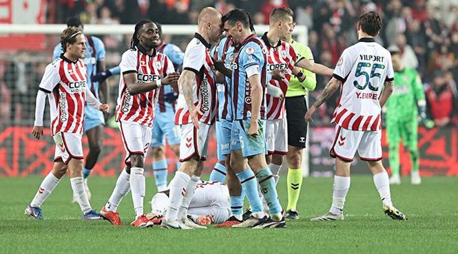 Maç penaltılara gitti