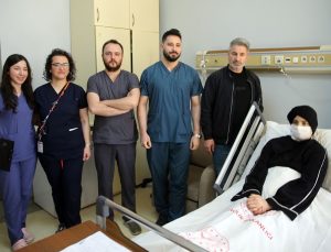 Aynı masada hem sezaryen hem de beyin ameliyatı yapılan kadın sağlığına kavuştu
