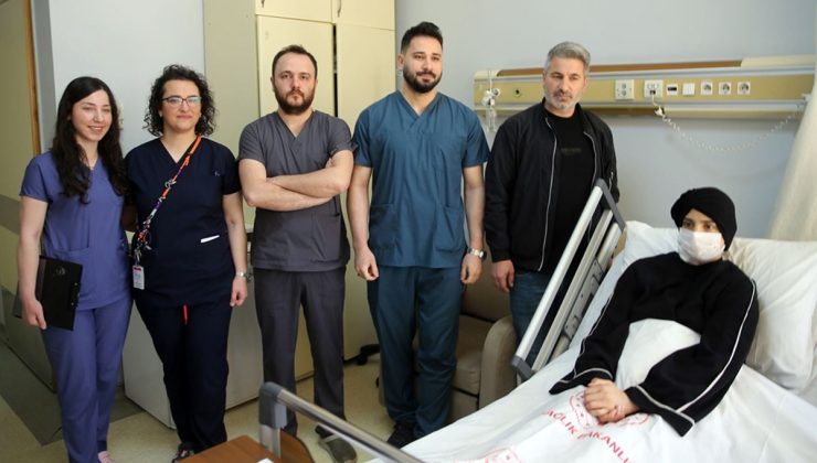 Aynı masada hem sezaryen hem de beyin ameliyatı yapılan kadın sağlığına kavuştu