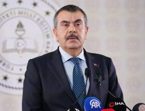 Bakan Tekin’den okul saldırısında hayatını kaybeden Almina için başsağlığı mesajı