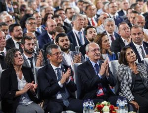 CHP kurultay davası ertelendi