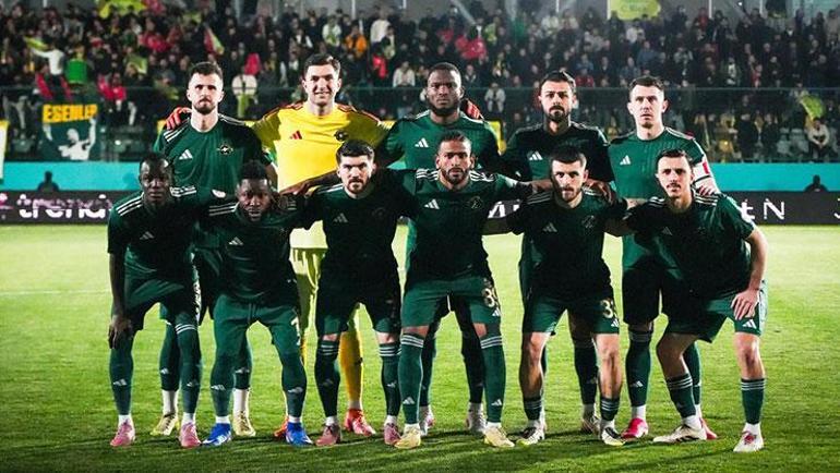 Iğdır FK - Amed SK maçı ne zaman, saat kaçta, hangi kanalda Süper Lige çıkan son takım belli oluyor...