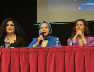 Kadıköy’de “Yıldızlar Buluşması”: Başarıya giden yol öğrencilerle konuşuldu