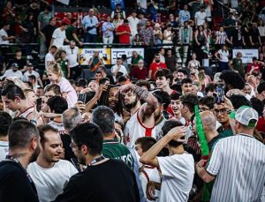 Karşıyaka Basketbol’dan tarihi galibiyet!