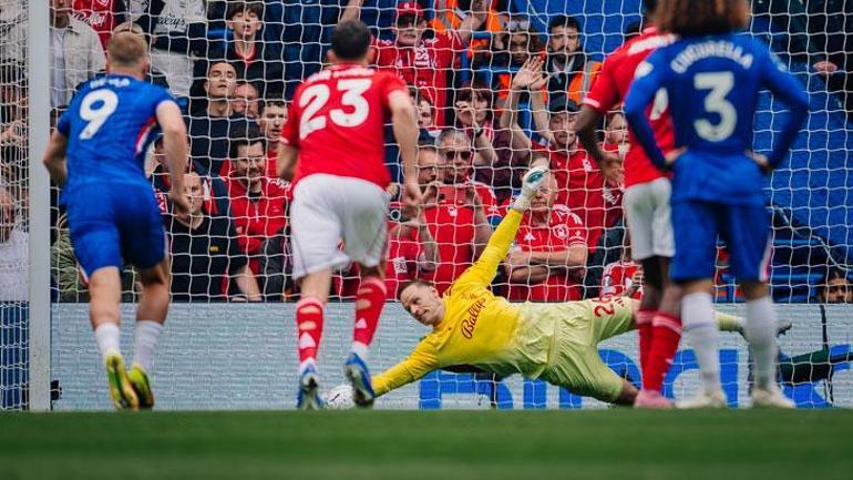 Nottingham şerifi Vitor Pereira Takımı ayağa kaldırdı... Chelsea - Nottingham Forest maç sonucu 1-3
