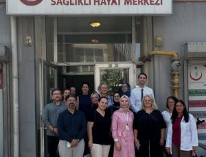 Kütahya Şehir Hastanesi hekimlerinden Sağlıklı Hayat Merkezi’ne ziyaret