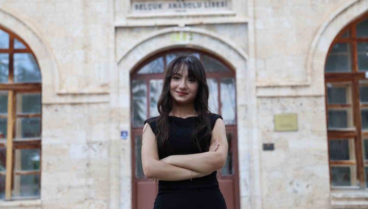 Sivaslı Damla Reyyan Doğan YKS’de Türkiye 11’incisi Oldu, Baygınlık Geçirdi
