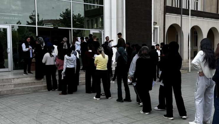2026-KPSS Ortaöğretim sınavı başladı! 3 milyona yakın aday ter döküyor