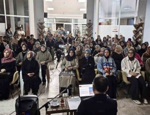 Afyonkarahisar’da gençlere kutsal mekânlar ‘Dört Mabed Bir Ümmet’ ile anlatıldı