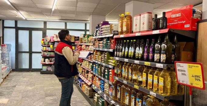 Afyonkarahisar’da marketlerde tarımsal ürün fiyatları TÜFİS kapsamında incelendi