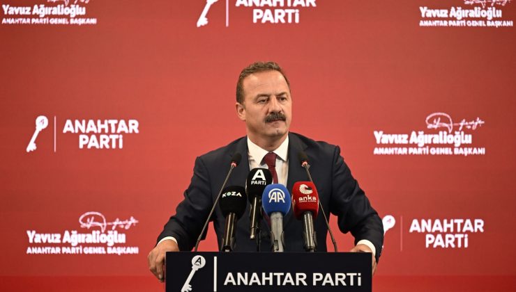 Ağıralioğlu, kalan vadede 243,3 milyar dolarlık dış borca hesap verme çağrısı yaptı