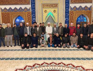 Ağrı’da Hacı Halis Ünsal Camii’ndeki sabah namazını İl Müftüsü kıldırdı