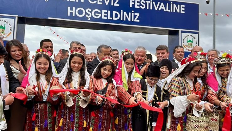 Aksaray’da 5. Geleneksel Ağaçören Ceviz Festivali hasatla açıldı