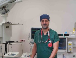 Anestezi Uzmanı Serkan Yücepur, Bilecik’te anestezinin güvenle uygulandığını söyledi