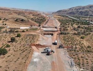Ankara-Samsun arasındaki 6 saatlik yol 2,5 saate inecek! Bakan Uraloğlu müjdeyi verdi