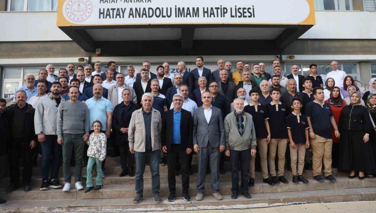 Antakya’da Hatay Anadolu İmam Hatip Lisesi mezunları 2. kez buluştu