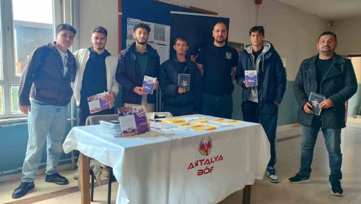 Antalya’da ekimde Gençlerle Beraberiz etkinlikleri 14 bin 638 öğrenciye ulaştı