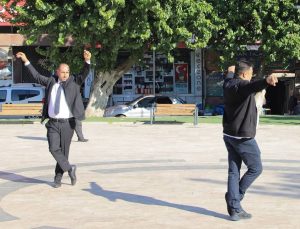 Aydın Köşk’te 19 Ekim Muhtarlar Günü törenle kutlandı, muhtarlar zeybek oynadı