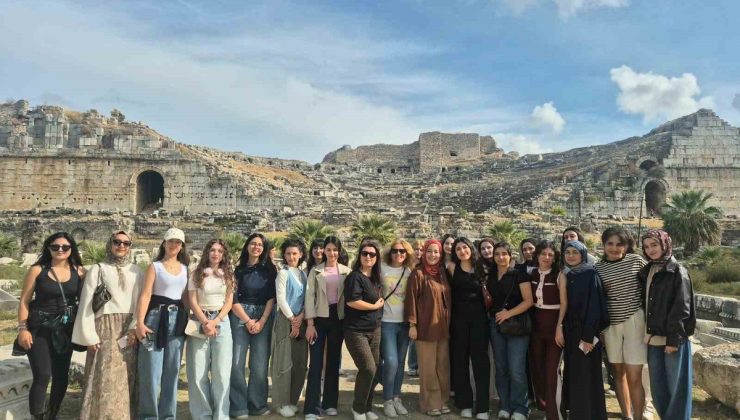 Aydın’daki Adnan Menderes Yurdu’nda kalan öğrenciler Didim ve Milet’i gezdi