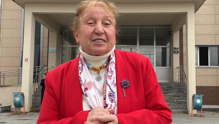 Ayşen Arda İşçi, 71 yaşında Kafkas Üniversitesinde yüksek lisansa başladı