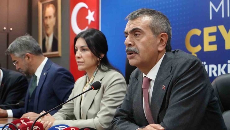 Bakan Tekin: “Sahtekarlara, hırsızlara sahip çıkan bir muhalefetle karşı karşıyayız”