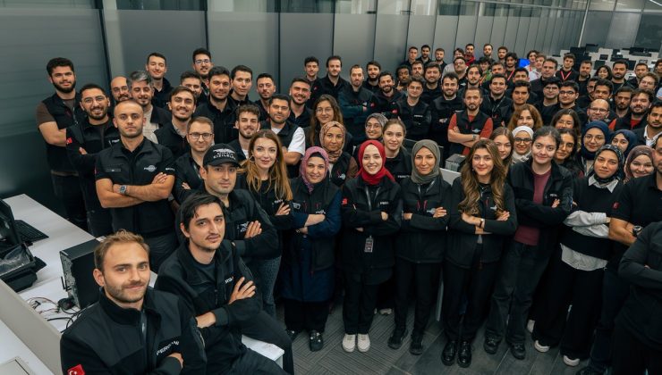 Bayraktar, Fergani’nin FRG-100D4 uydusunun başarıyla yörüngesine oturduğunu açıkladı