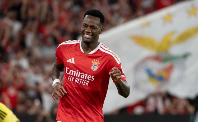 Benfica’da Jhon Duran ile galibiyet!