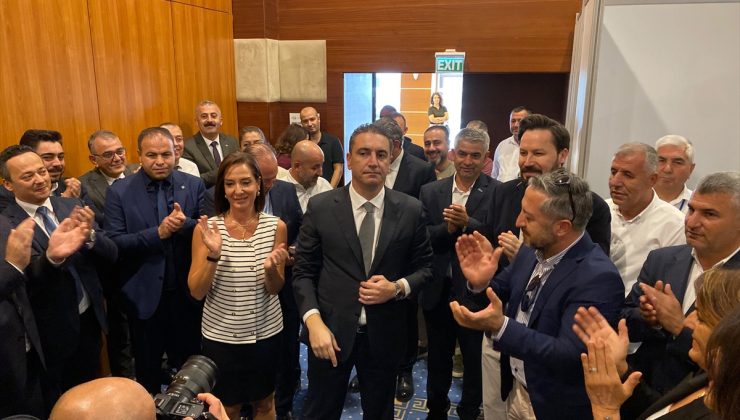 Berkay Bahar, ATSO Yönetim Kurulu Başkanlığına 78 oyla seçildi