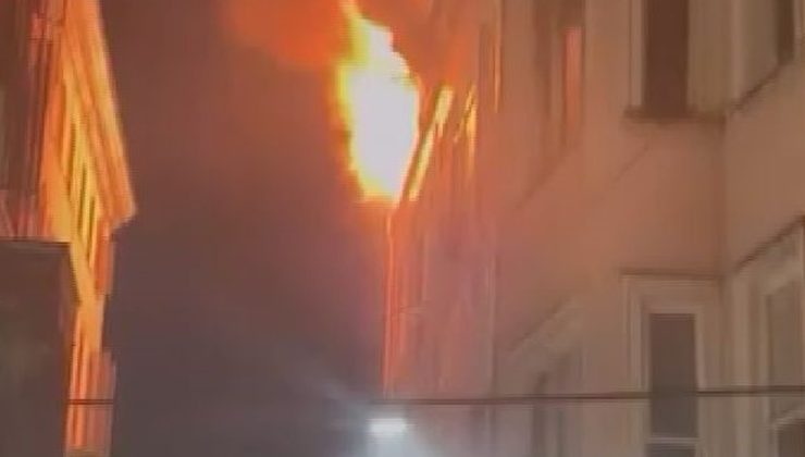 Beyoğlu’nda otelde yangın