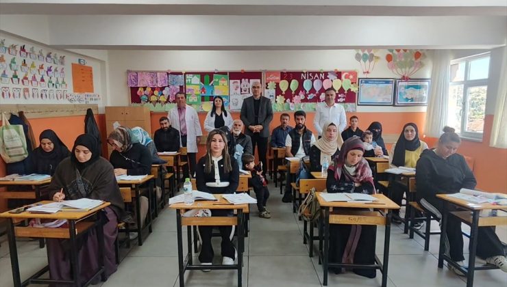 Beypazarı’nda Halk Eğitimi Merkezinin okuma yazma kursu Rüstempaşa’da devam ediyor